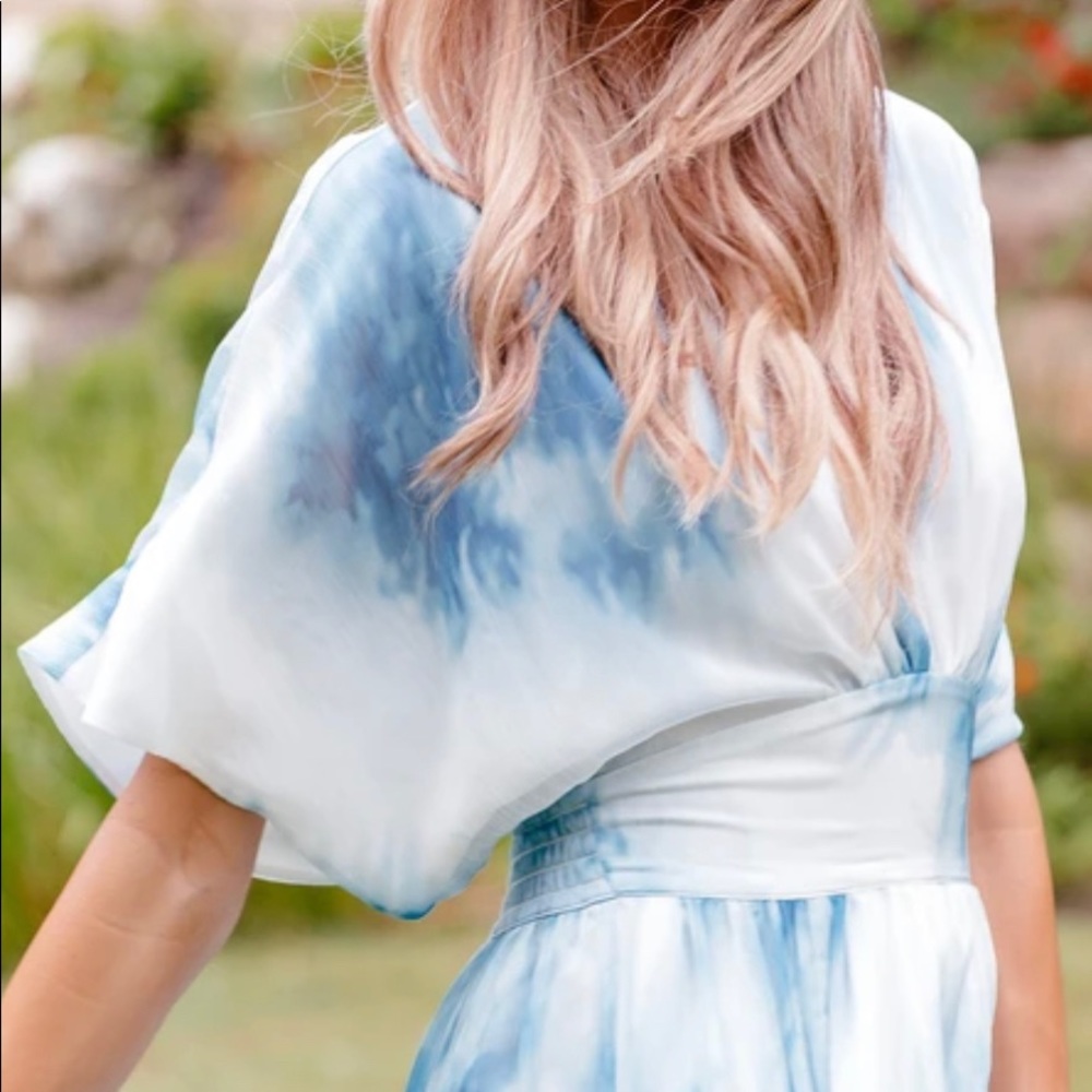 Amaryllis X Dani Austin Collection
